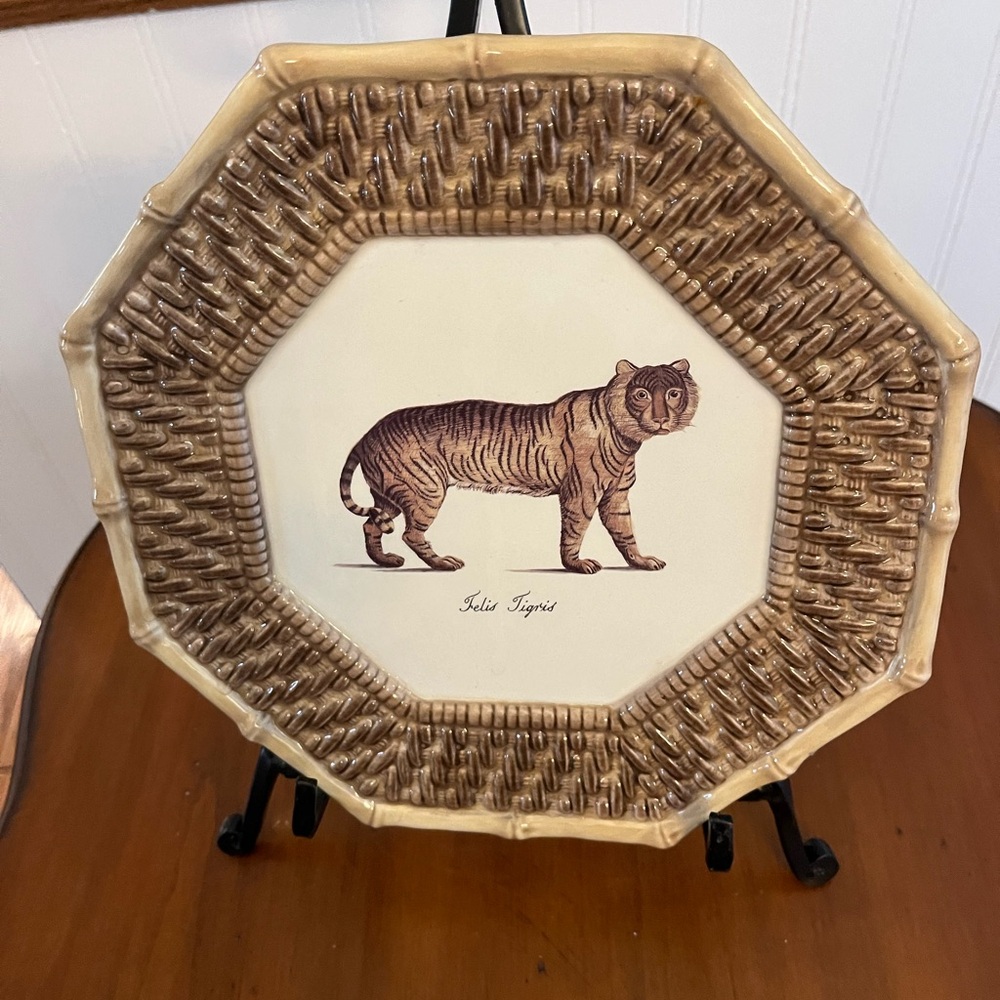 Raymond Waites Tiger plate decorative plate - Picture 2 of 7